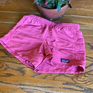 Pink Patagonia Baggies, Girls Size L (12)